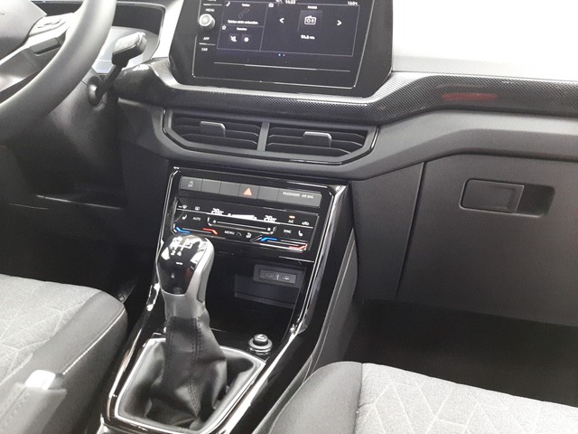 Fahrzeugabbildung Volkswagen T-Cross Life 1.0TSI Kamera ACC LED SitzHz 17