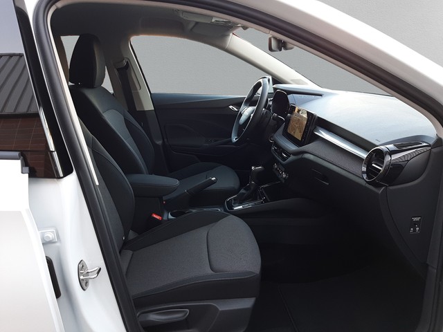 Fahrzeugabbildung SKODA Fabia Balance 1.0TSI DSG Navi Kamera ACC LenkHz - mit KI generiert/bearbeitet